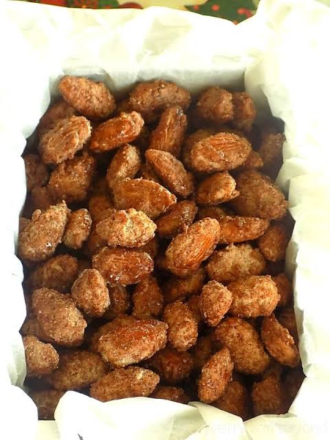 1kg caramel almonds